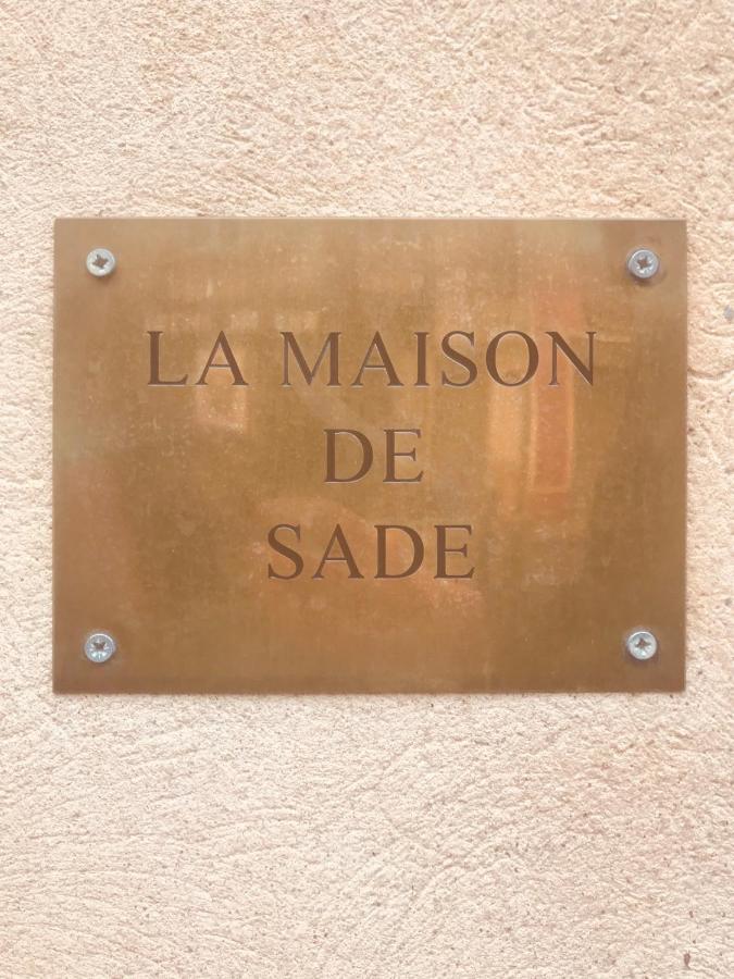 Chambre Privee Totalement Independante Au Coeur De La Ville Carpentras Exterior foto